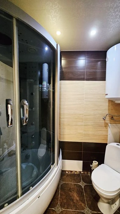 Продам 2кв. ж/м Сокол 1. Квартира утеплена, есть кладовка ря