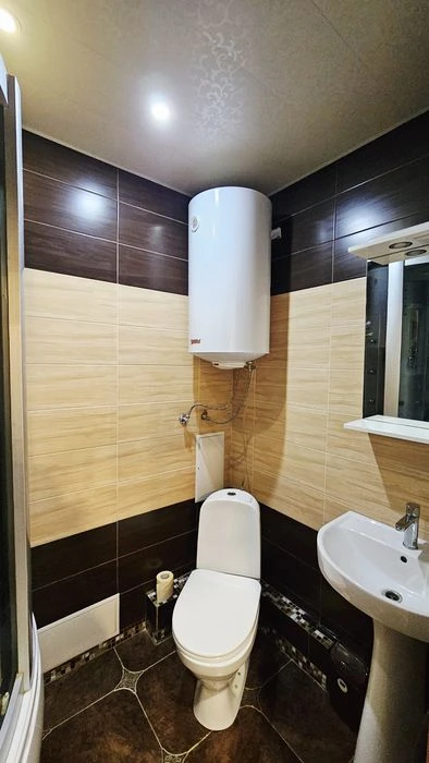 Продам 2кв. ж/м Сокол 1. Квартира утеплена, есть кладовка ря
