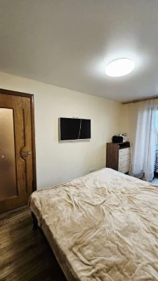 Продам 2кв. ж/м Сокол 1. Квартира утеплена, есть кладовка ря