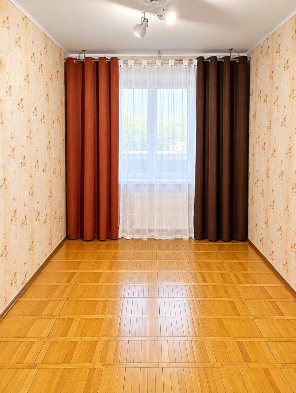 Продам 3-кім квартиру м. Буча вул. Склозаводська, заг. 60 м2