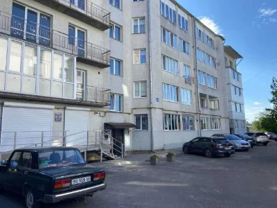 Продаж, обмін, 2 роки розтермінування, 3-ккім. квартири.