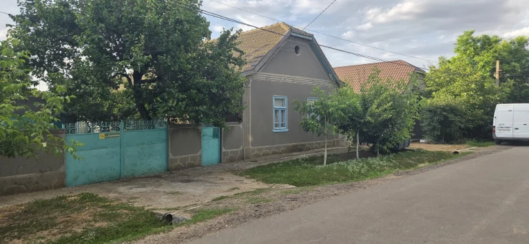 For Sale: Residential House