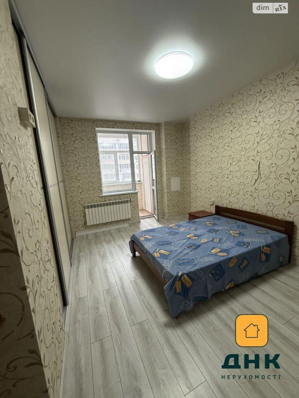 Продаж Квартира Середній Фонтан