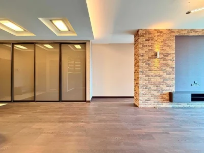 3-room apartment for sale (large kitchen-living room + 2 bathrooms)