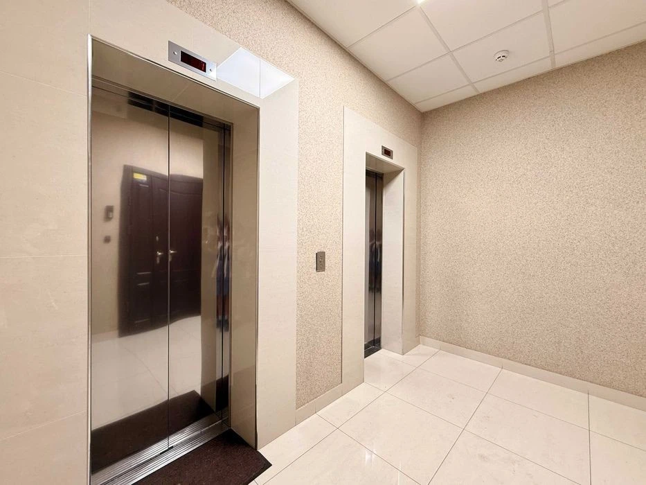 3-room apartment for sale (large kitchen-living room + 2 bathrooms)