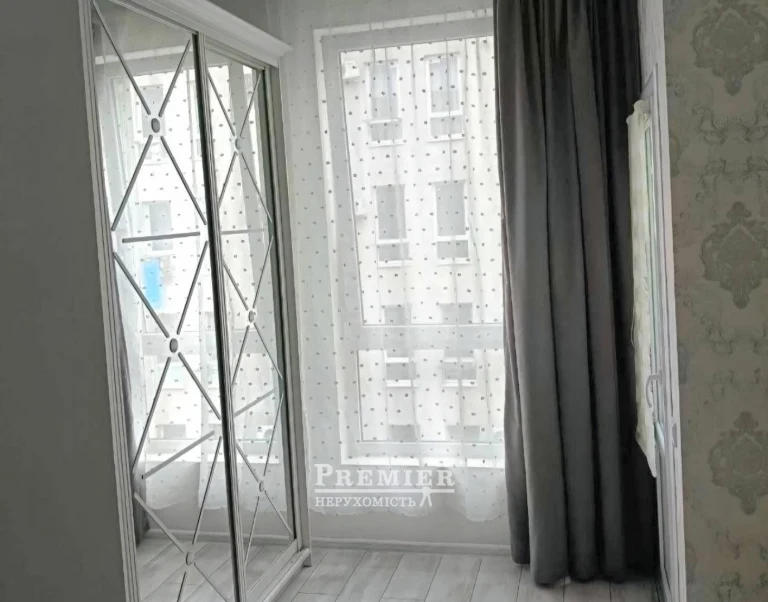 Квартира з меблями та ремонтом /35 м²/ на Боровського