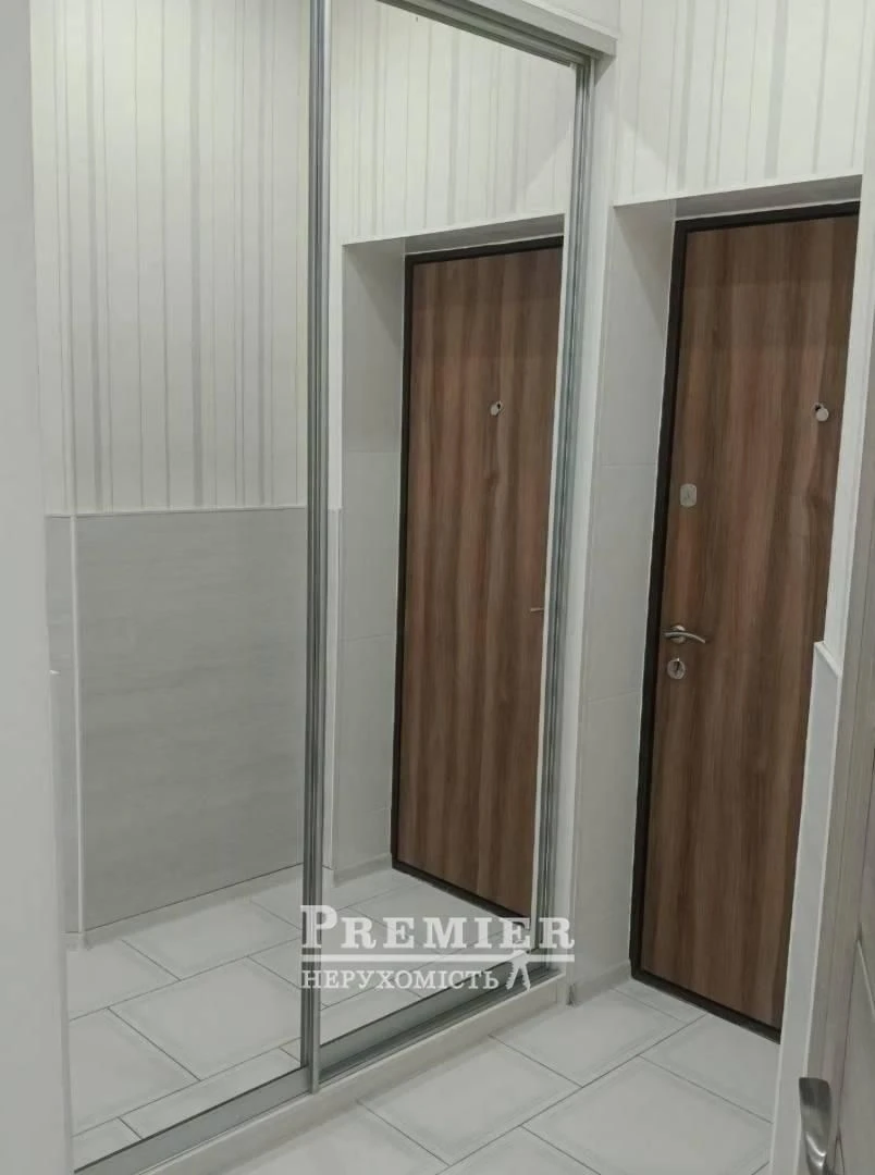 Квартира з меблями та ремонтом /35 м²/ на Боровського