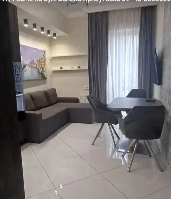 shev-03, apartment renovated, Building on Osipova