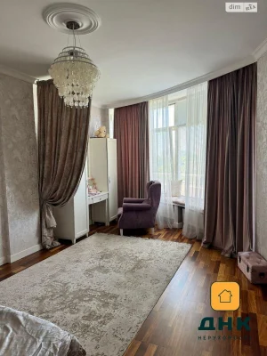 Продаж Квартира Середній Фонтан