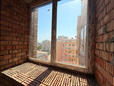 Apartment with АГВ, new brick building. Street: Грушевський