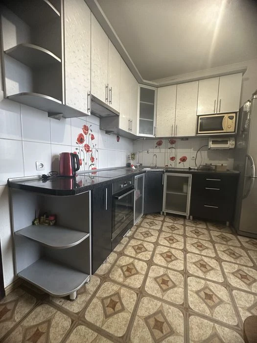 Продам двухкомнатную квартиру Дюковская! Право собственности! Это