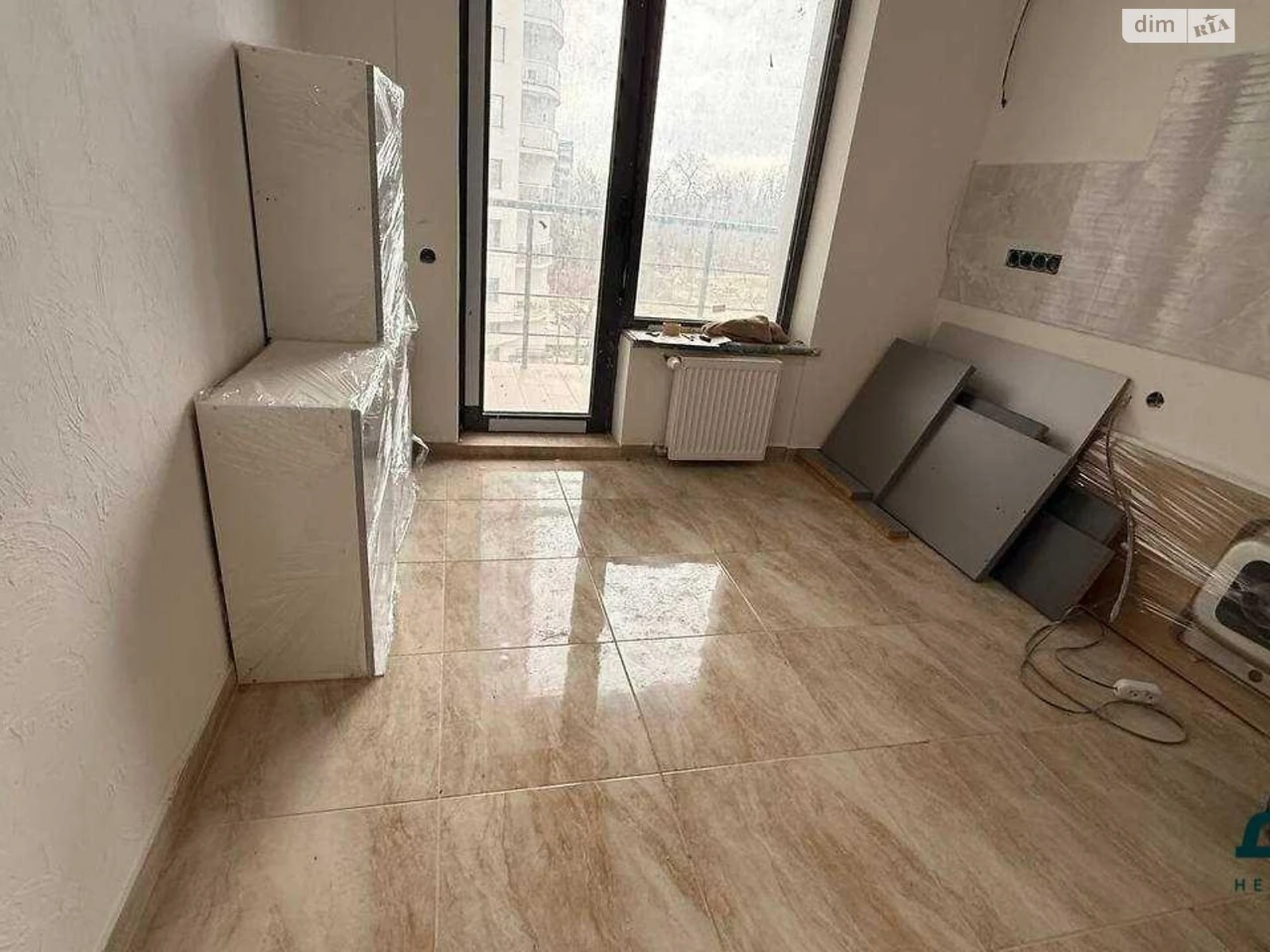 Продаж Квартира Середній Фонтан