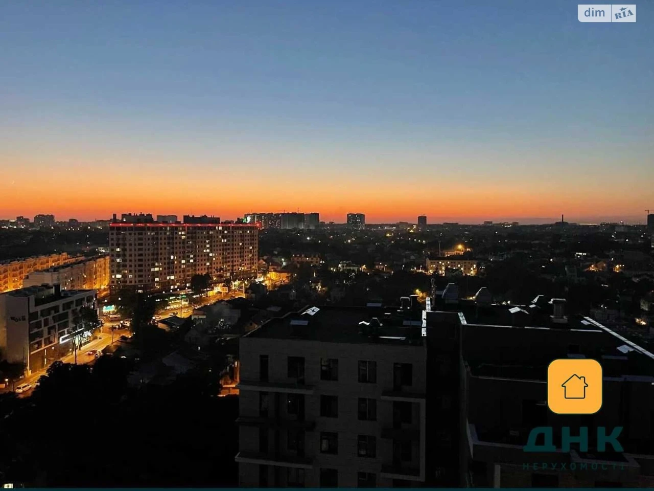 Продаж Квартира Середній Фонтан