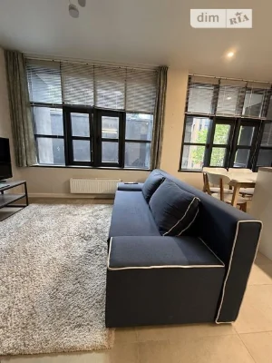 Sale of 1-room apartment 38 sq. m. on Kyrylivska Street 37 • ID 3456