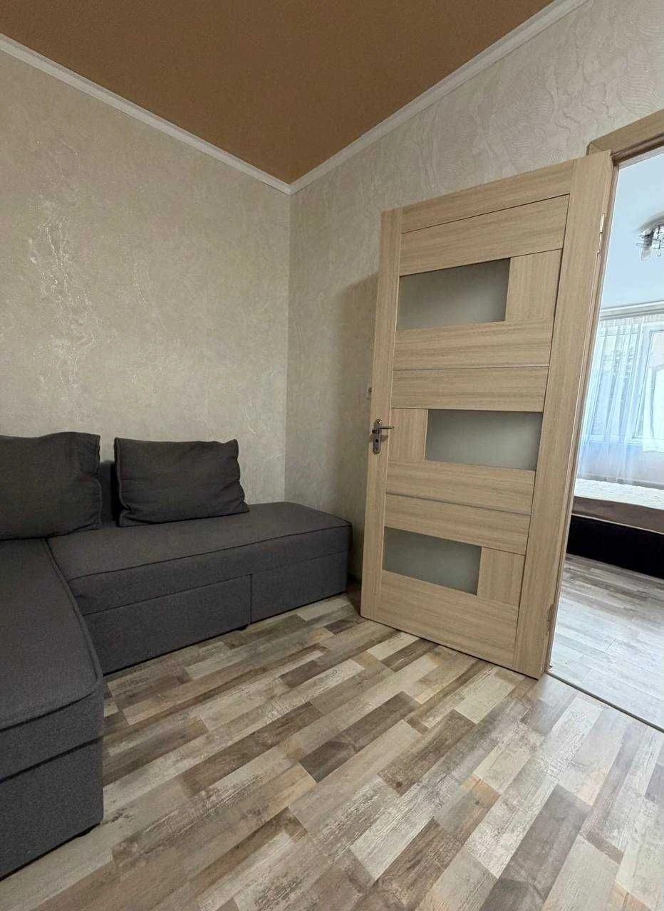 Продам 1-но кімнатну квартиру с ремонтом на Марсельській