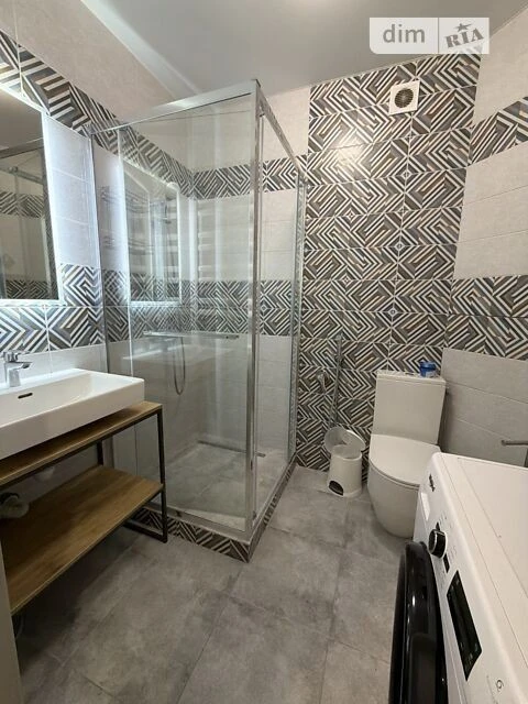 Sale of 1-room apartment 38 sq. m. on Kyrylivska Street 37 • ID 3456