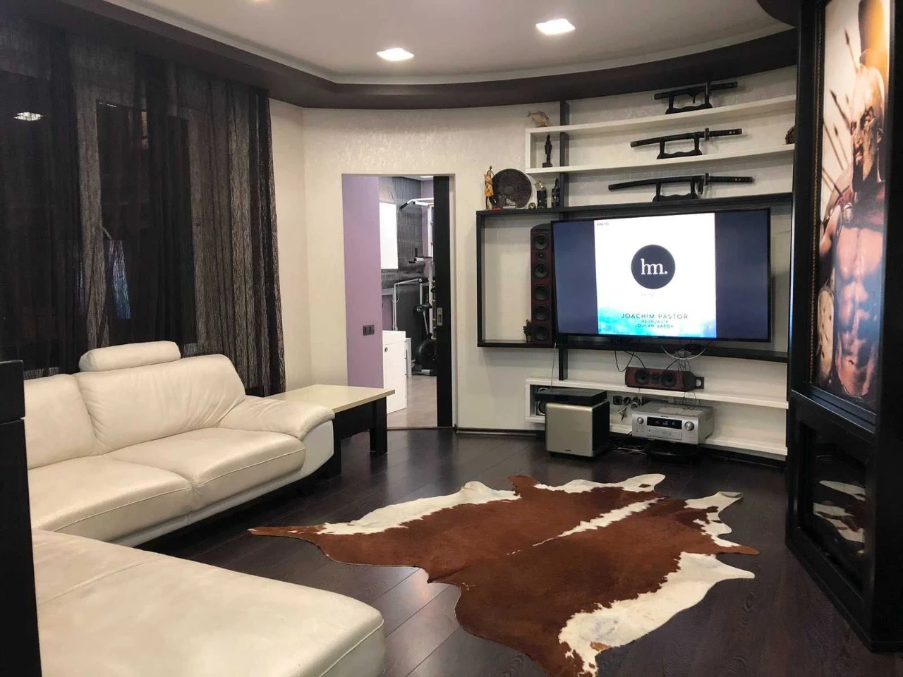Two-bedroom apartment on Fontane 90 m2 with renovation! Large kitchen! Sea view