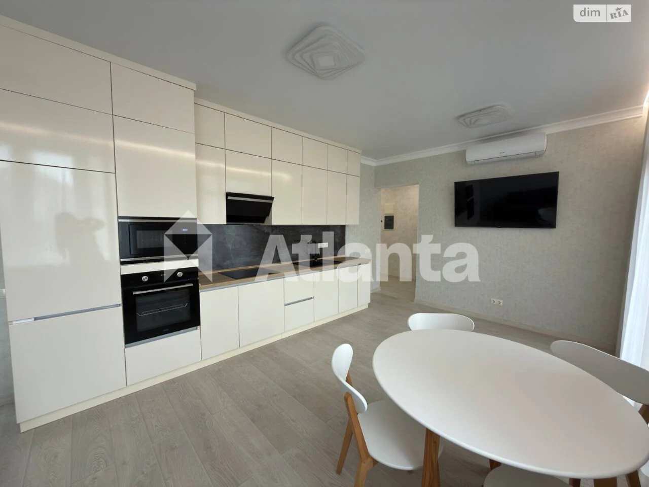 Apartment for Sale, Lesya Ukrainka Avenue