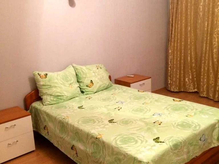 Apartment. Odessa, Nezalezhnosti Street