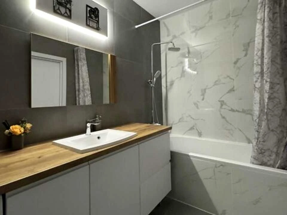 Apartment. Odessa, Lesya Ukrainka Street