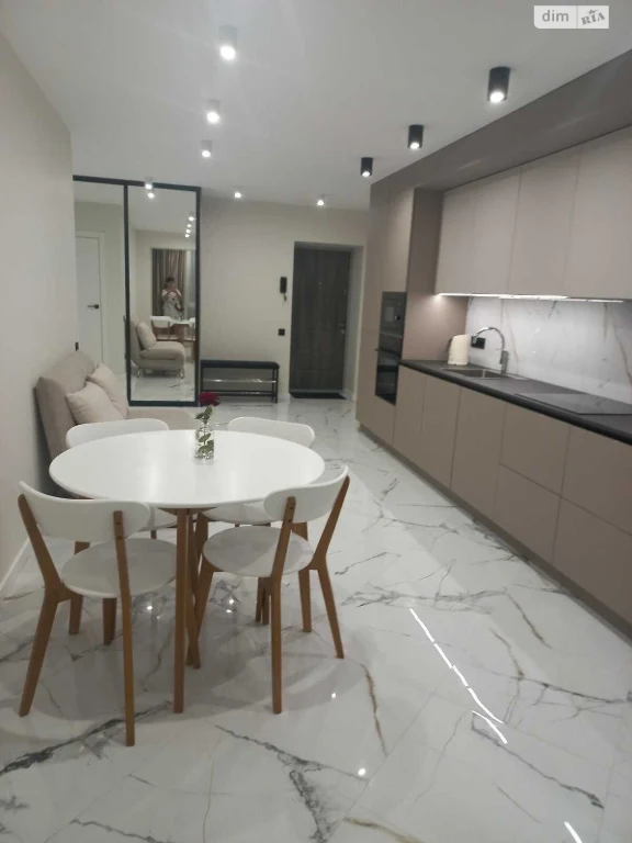 Long-Term Rental Apartment, Slav'yanka