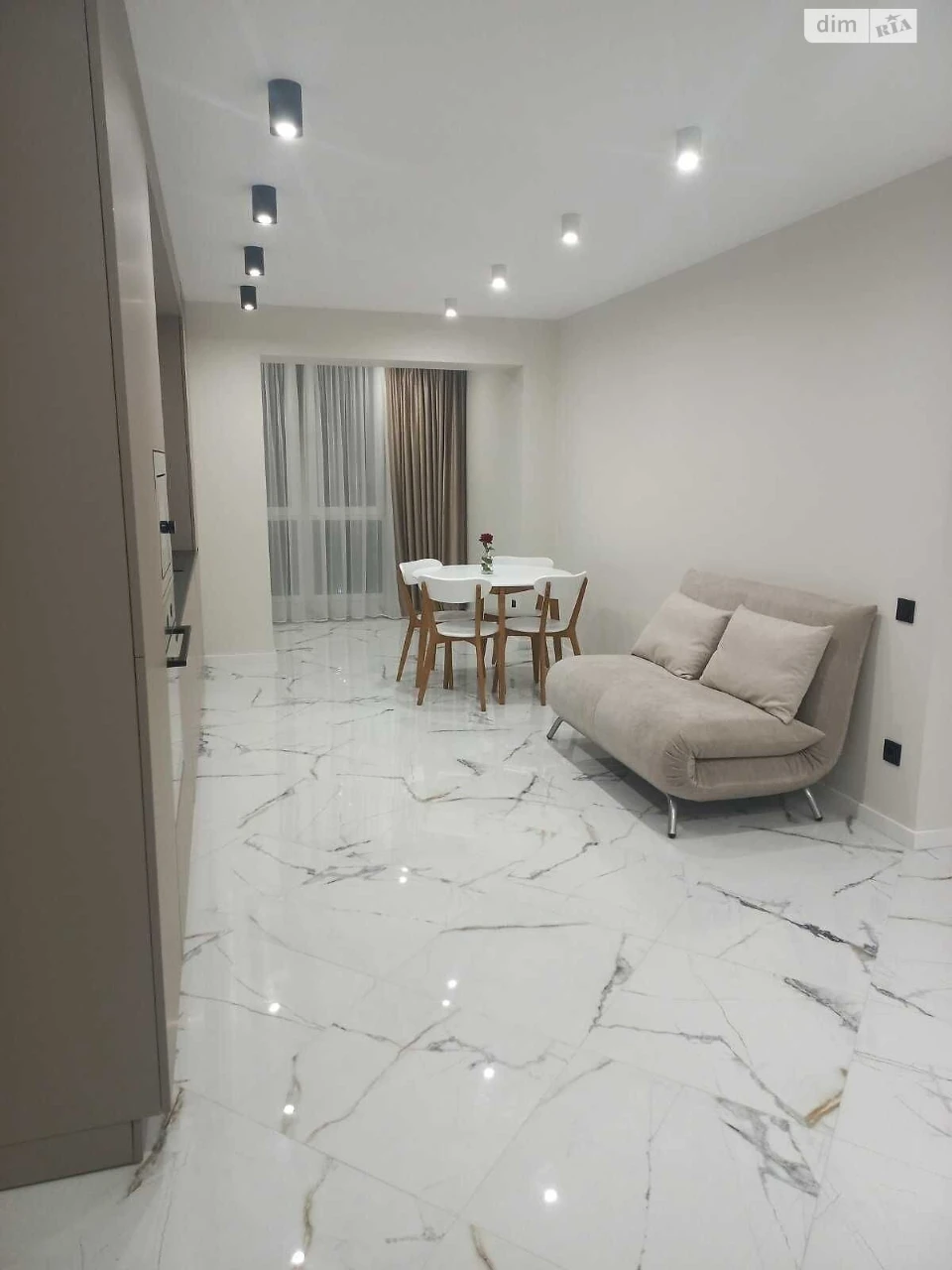 Long-Term Rental Apartment, Slav'yanka