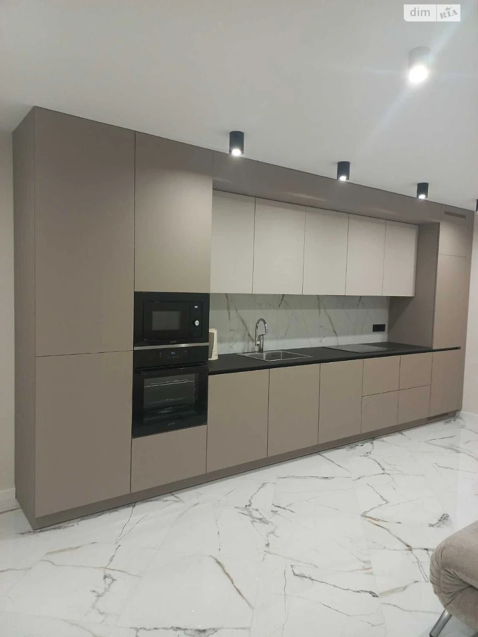 Long-Term Rental Apartment, Slav'yanka