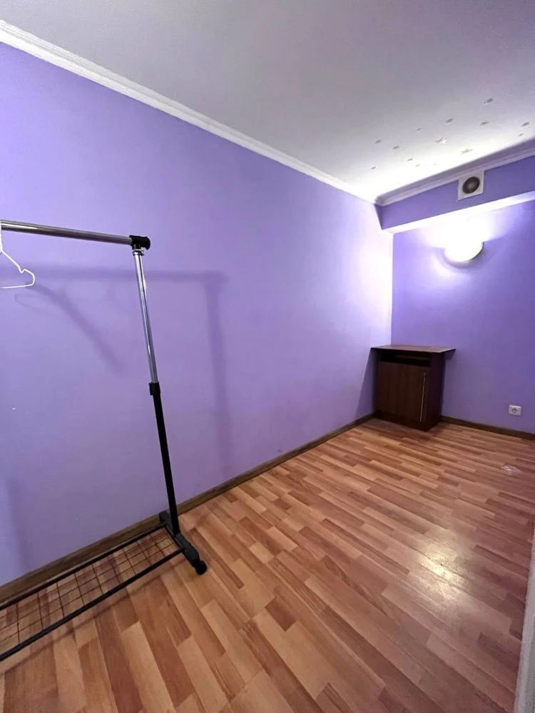 Продаю двухкімнатну квартиру с УТЕПЛЕНИЕМ