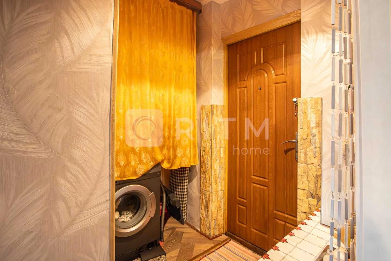 Sale of a 1-bedroom apartment on вул. Sukhumlins'kyy, 6 district