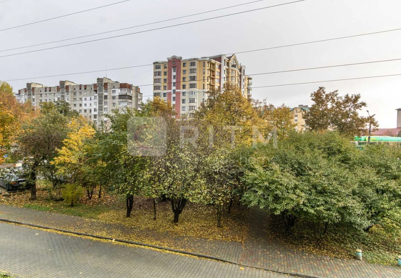 Sale of a 1-bedroom apartment on вул. Sukhumlins'kyy, 6 district