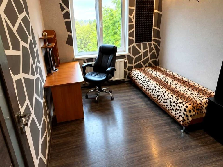 Apartment. Ivano-Frankivsk, Osipa Sorokteia Street
