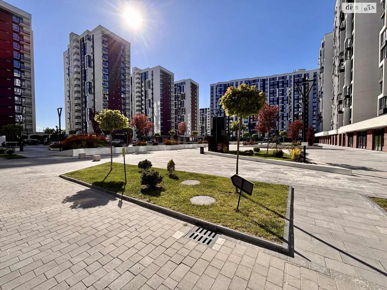 Продаж Квартира Набережна