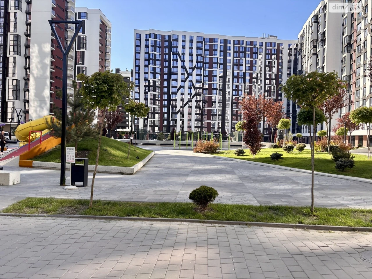 Продаж Квартира Набережна