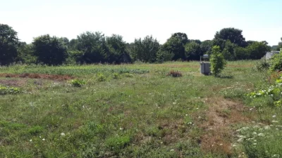 Продам ділянку 25 соток під забудову з комунікаціями