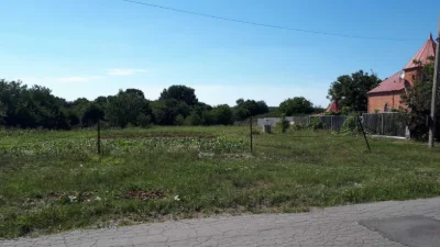Продам ділянку 25 соток під забудову з комунікаціями