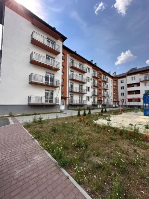 Sale of a modern 1-bedroom apartment with a storage room