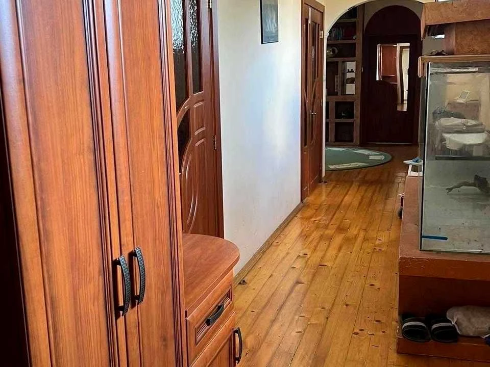 Квартира. Ужгород, Міклоша Берчені, вулиця