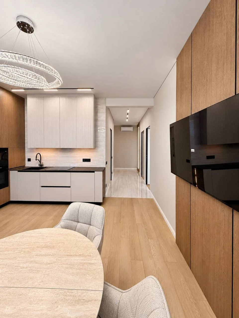 Продаж однокімнатної квартири в ЖК Uzh Towers