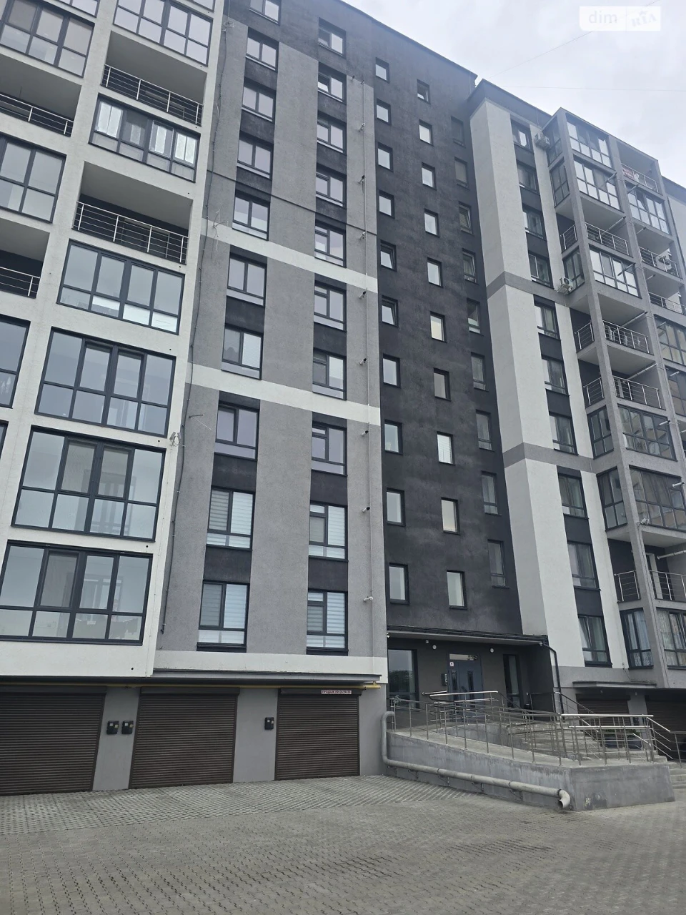 Продажа Квартира в Гречанах