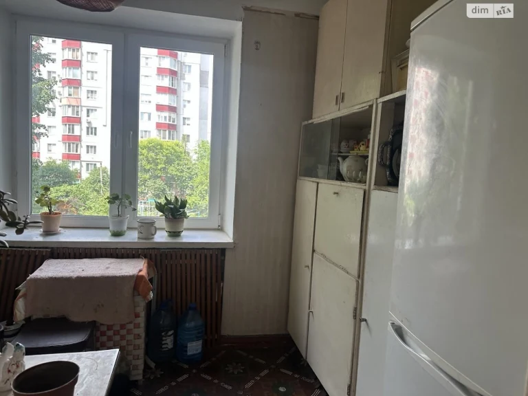 Продажа Квартиры на Виставке