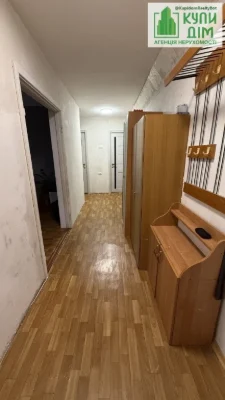 Sale of a 3-room apartment in Zhazova!!