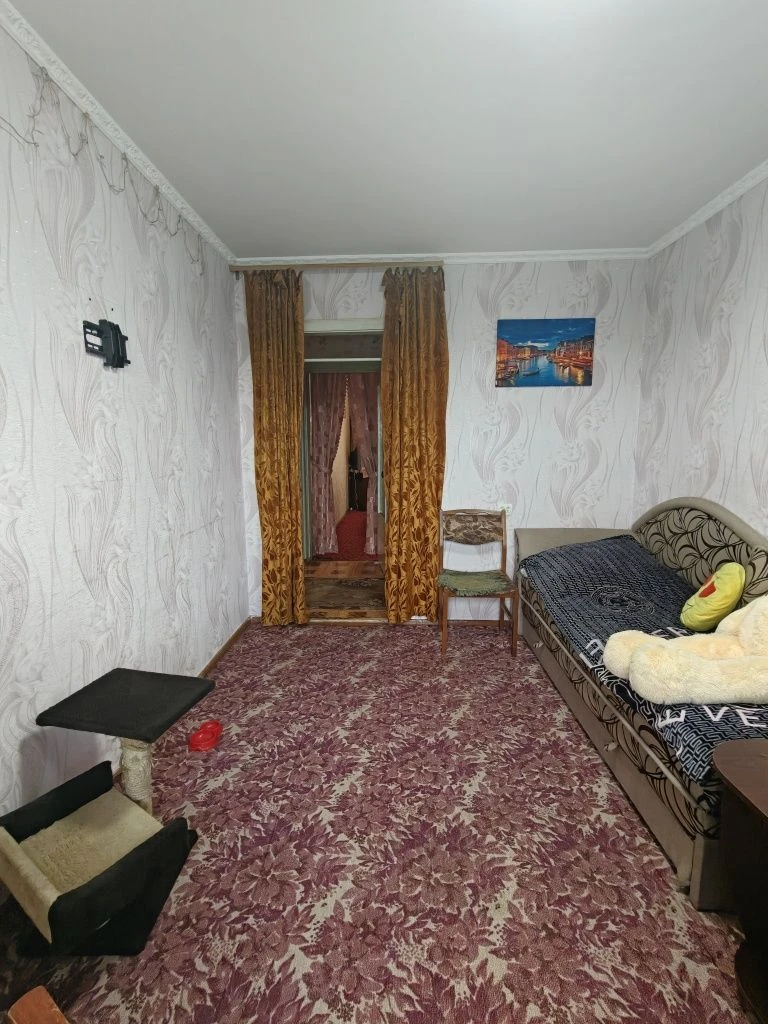 Продается 3-комнатная квартира в Школьном