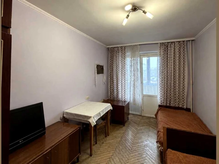 Apartment. Lviv, Luk'yana Kobylits, street.