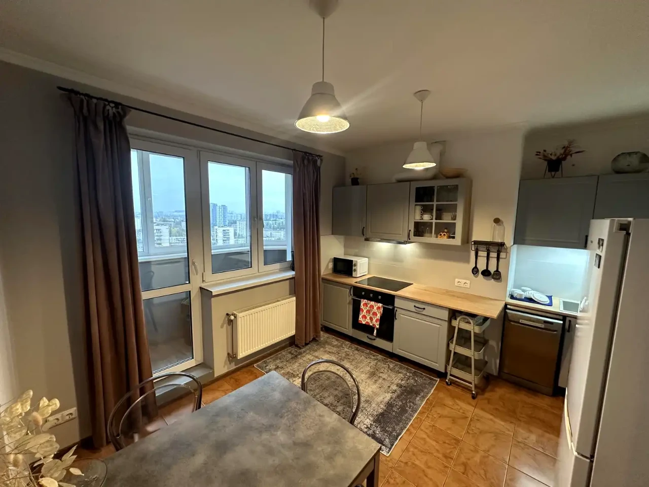 Сдается 2-комнатная квартира 80 м² на 16 этаже
