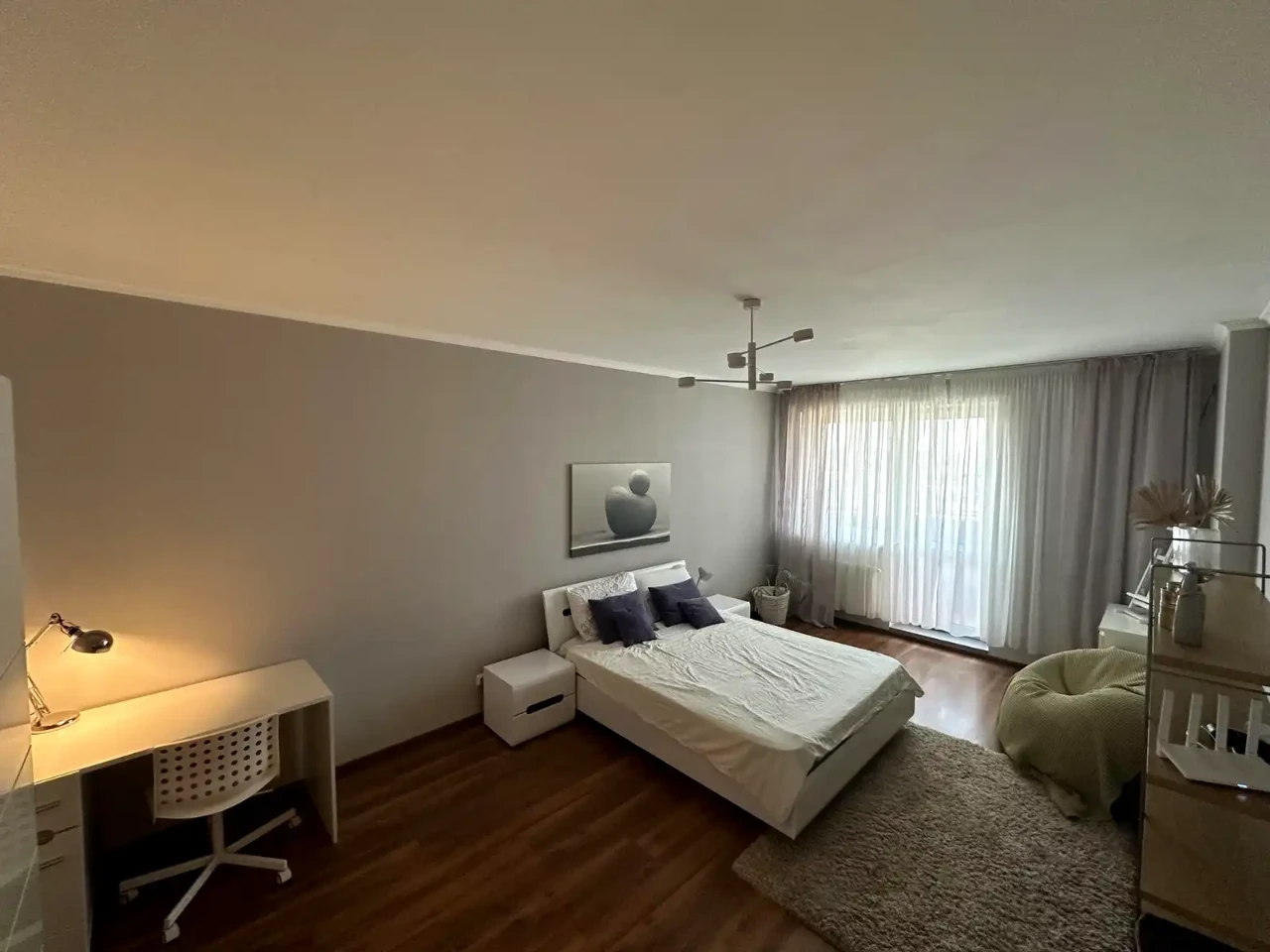 Сдается 2-комнатная квартира 80 м² на 16 этаже