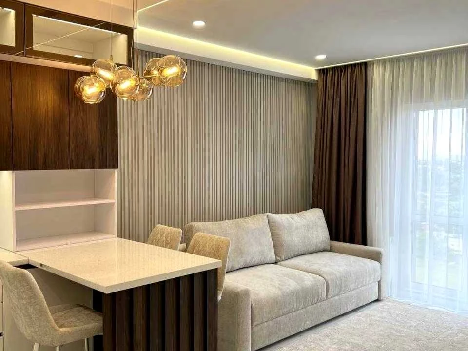 Apartment. Michael Maksimovych Street, Kyiv