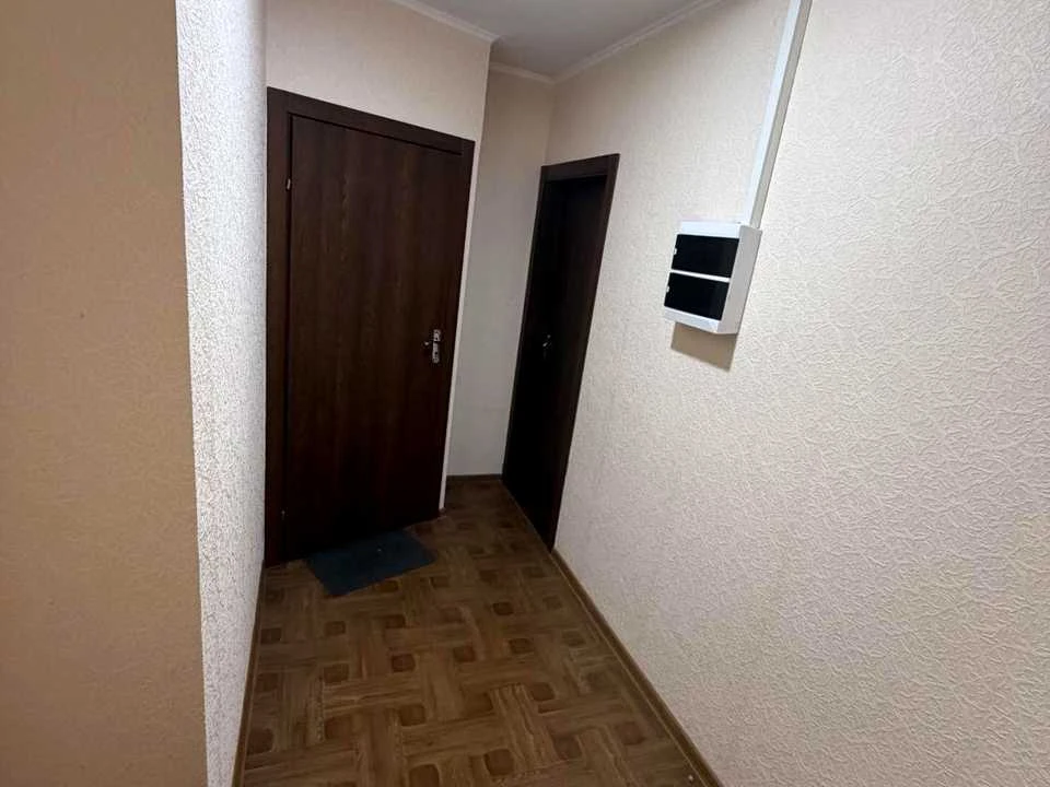 Квартира. Київ, Ревуцького вул.