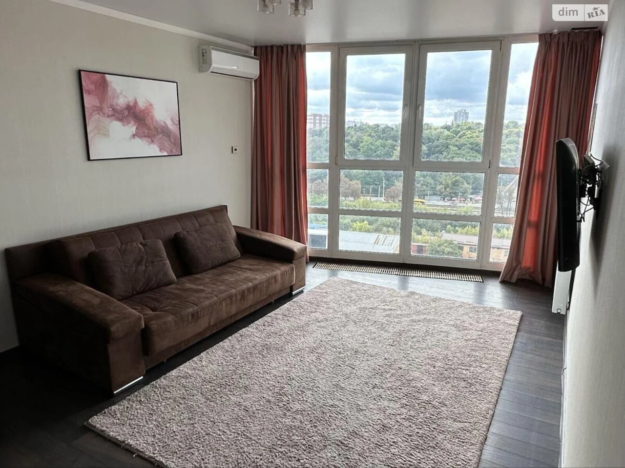 Long-Term Rental Apartment, Pirohov