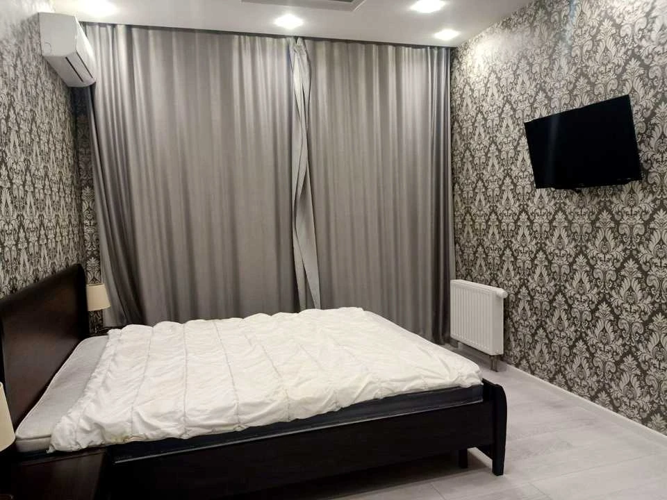Apartment. Dragomannova st., Kyiv