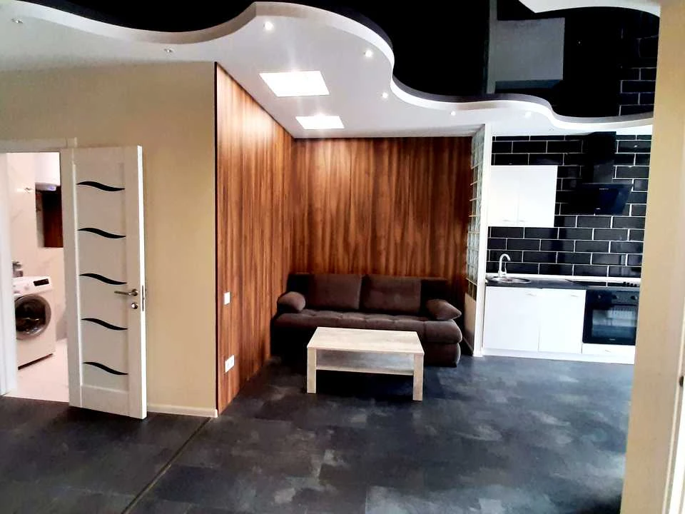Apartment. Dragomannova st., Kyiv